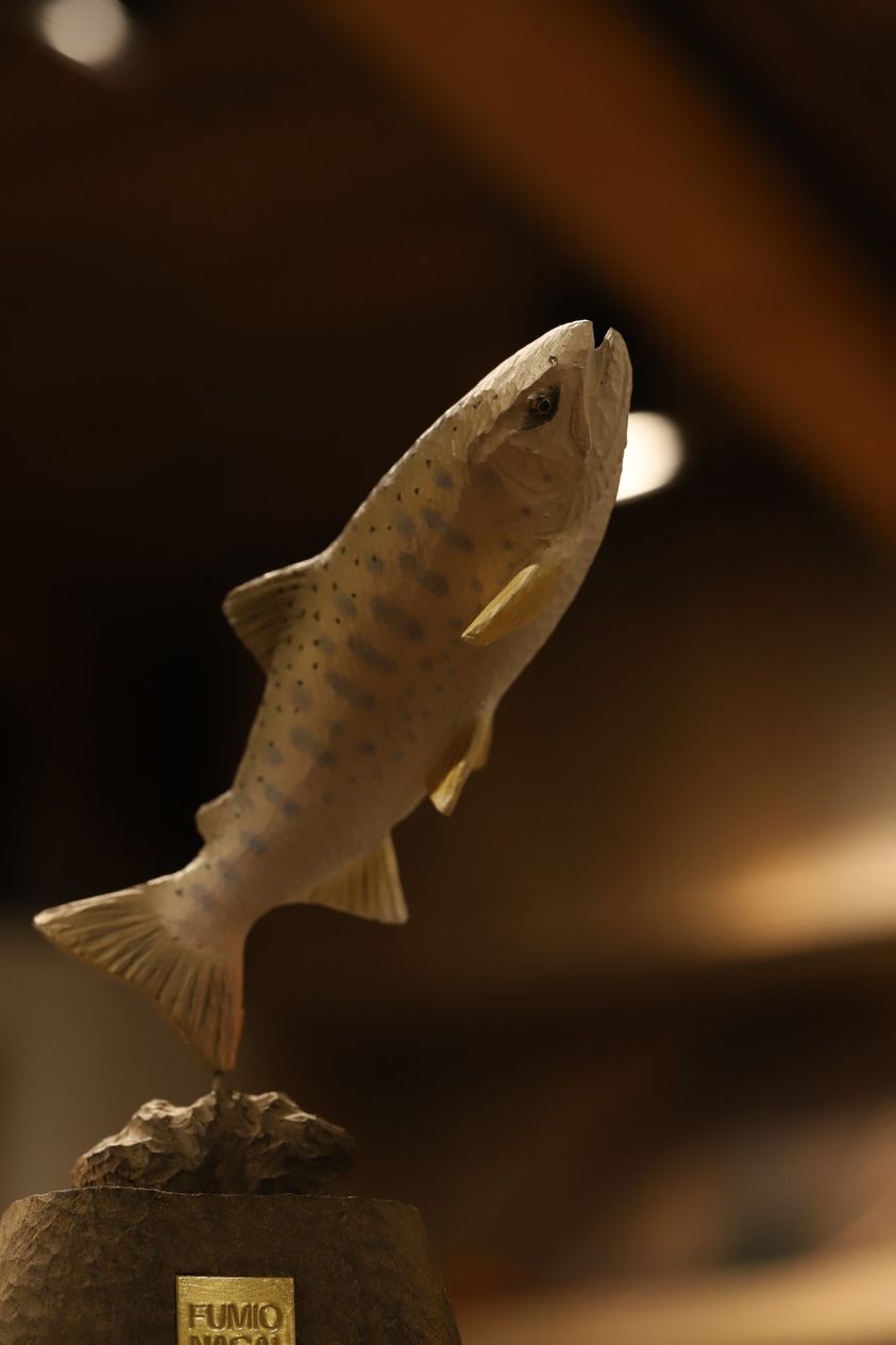 永井文雄　彫魚　雷魚　ライギョ　バッジ